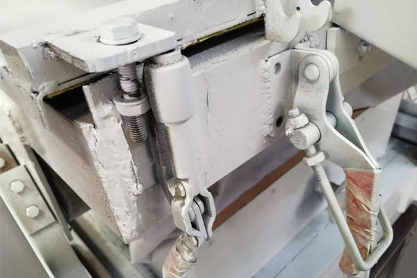 小型干式铜米机解决城市废旧电线电缆的环保难题