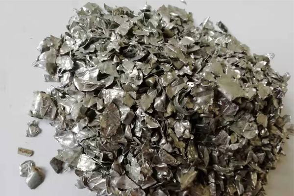 分离铝塑水箱的汽车水箱铝塑分离设备是什么样？